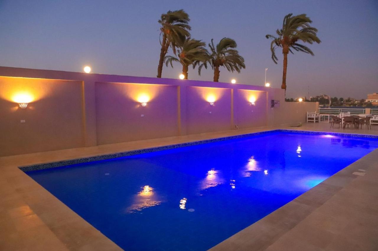 Royal Nile Villas - Pool View Apartment 2 Luxor Exterior photo