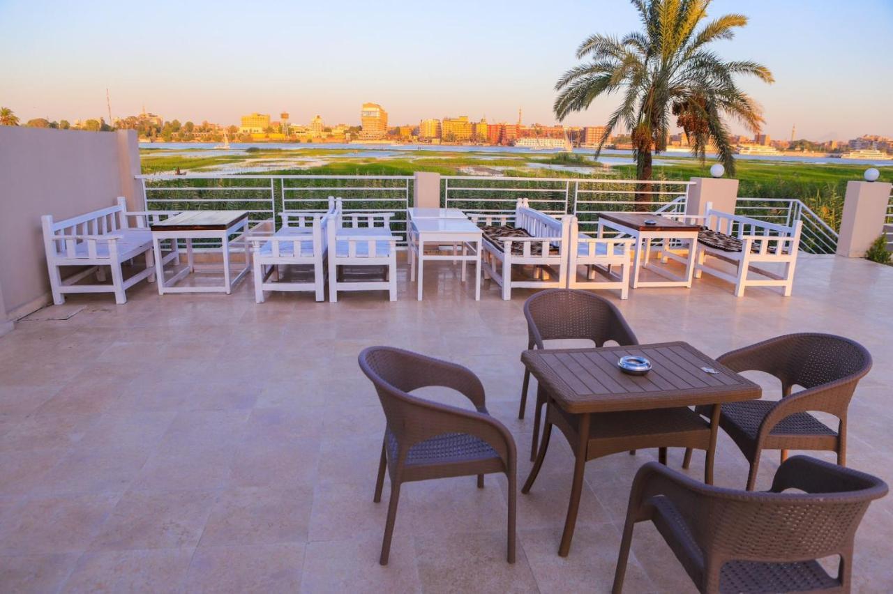 Royal Nile Villas - Pool View Apartment 2 Luxor Exterior photo